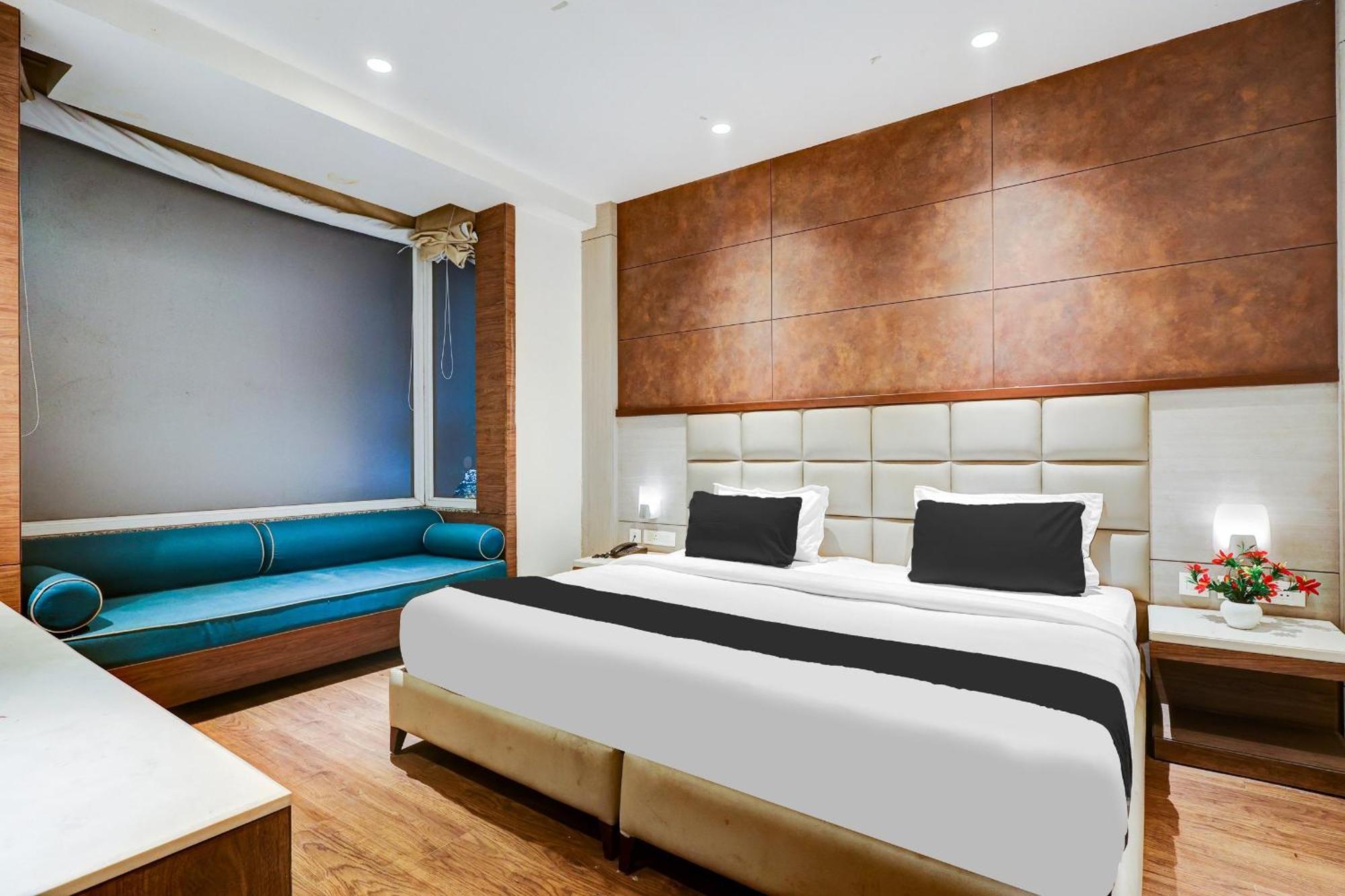 Hotel Ivy Plaza Near Igi Airport Нью-Дели Экстерьер фото